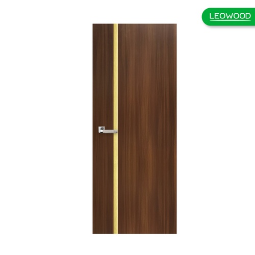 LEOWOOD ประตูปิดผิวเมลามีน iDoor Premium Metal Line เส้นกลาง/สีทอง 1 เส้น 80x200ซม. วอลนัท