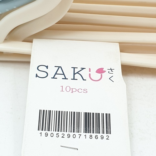 SAKU ม้แขวนเสื้อพลาสติกกันลื่น รุ่นรุ่น AN02 สีฟ้า บรรจุ 10 ชิ้น/แพ็ค