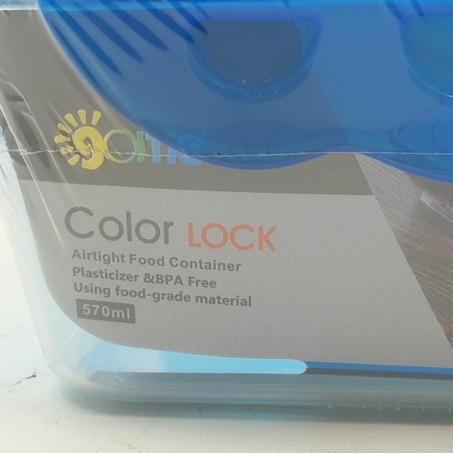 GOME กล่องอาหารพลาสติกทรงสี่เหลี่ยม 13.3x13.3x6.3 ซม. E1624A-BU 570ML สีน้ำเงิน