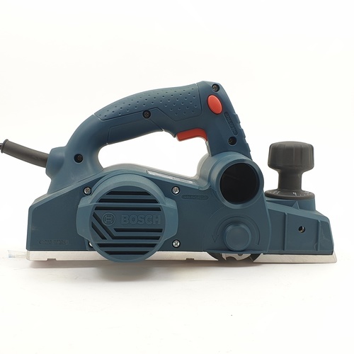 BOSCH กบไฟฟ้า 3นิ้ว 650W รุ่น GHO6500