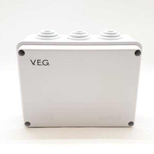 V.E.G. กล่องกันน้ำพลาสติก รุ่น HTS-05 150x110x70mm. สีขาว