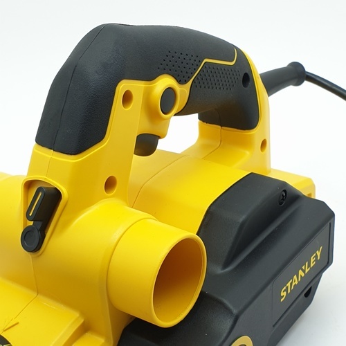 STANLEY กบไสไม้ 750 วัตต์ รุ่น STEL630-B1