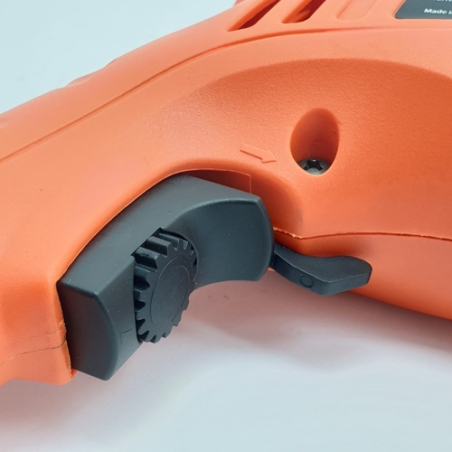 BLACK+DECKER สว่านกระแทกไฟฟ้า 10มม. 550W รุ่น TB555-B1