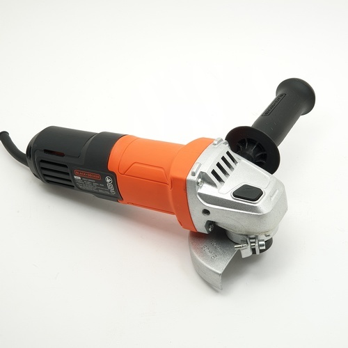 BLACK+DECKER เครื่องเจียร 4 นิ้ว 650W รุ่น G650-B1