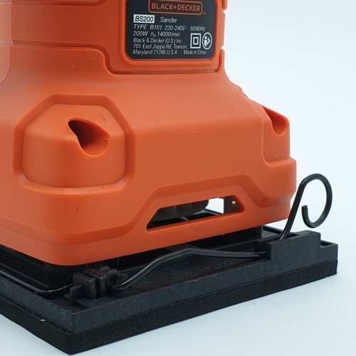 BLACK+DECKER เครื่องขัดกระดาษทราย 200W รุ่น BS200-B1