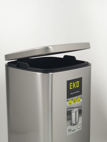 EKO ถังขยะขาเหยียบเหลี่ยม 12 ลิตร รุ่น STELLA EK9384MT ขนาด 25x31x40 ซม. สีเงิน