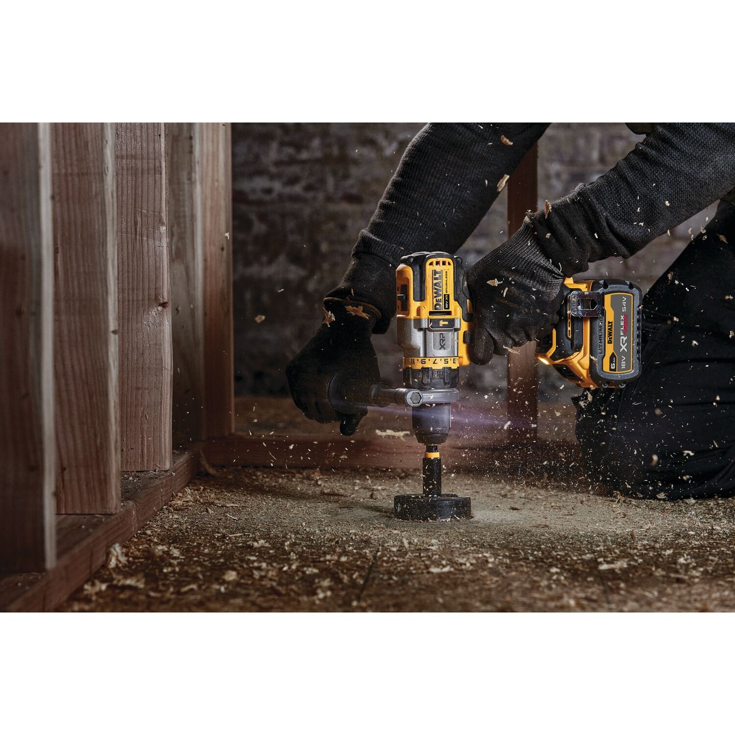 DEWALT สว่านกระแทกไร้สายไร้แปรงถ่าน 20V Max DCD999N-B1 Flexvolt Advantage (เฉพาะตัวเครื่อง)