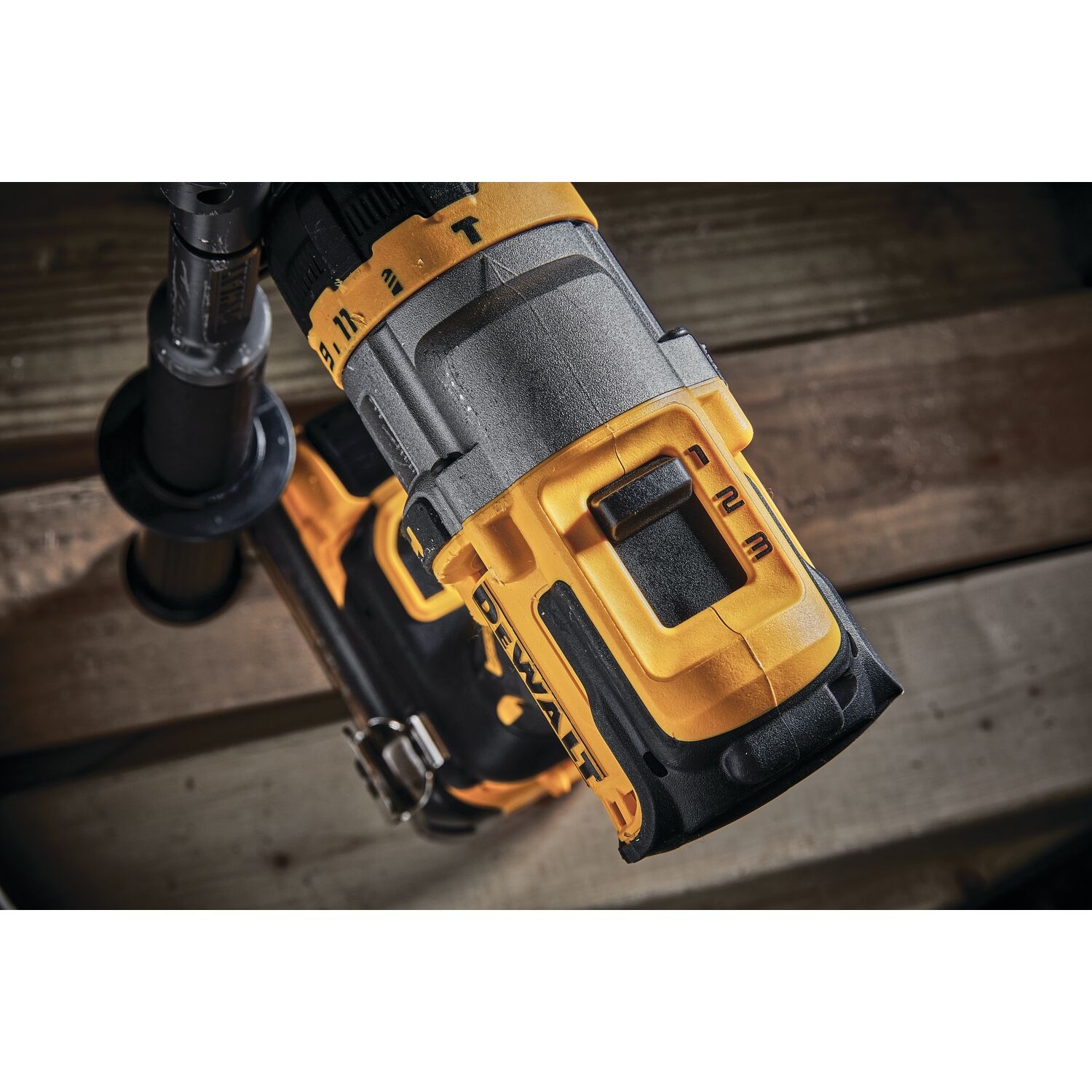 DEWALT สว่านกระแทกไร้สายไร้แปรงถ่าน 20V Max DCD999N-B1 Flexvolt Advantage (เฉพาะตัวเครื่อง)