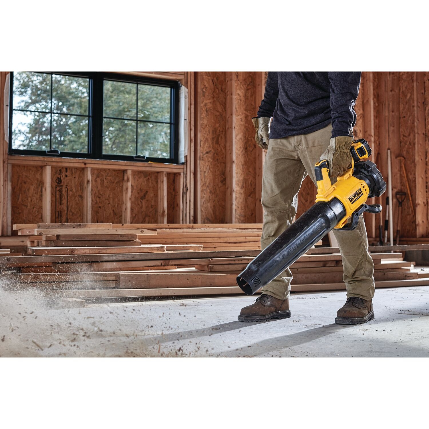 DEWALT เครื่องเป่าใบไม้ไร้สาย 20Vmax DCMBL562N-XJ เฉพาะตัวเครื่อง