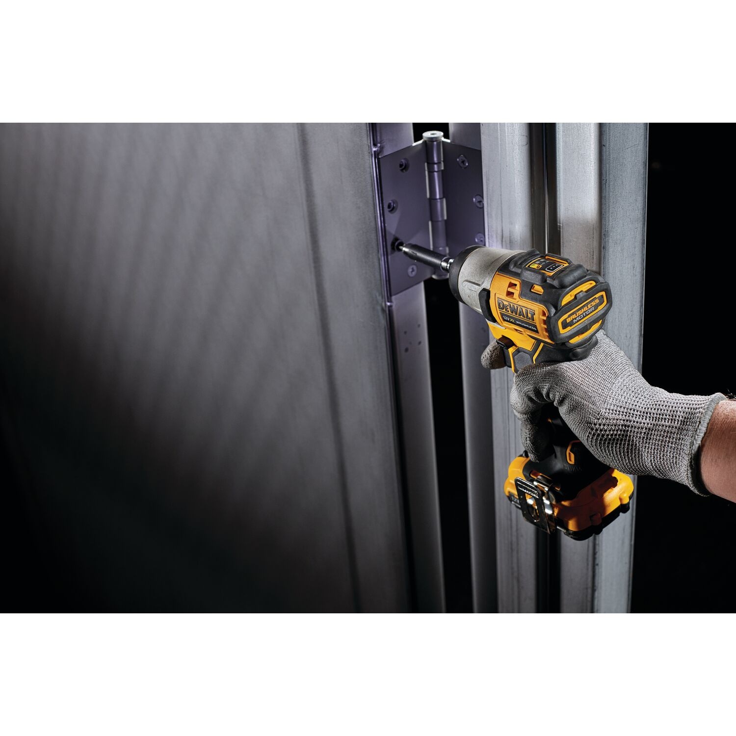 DEWALT ไขควงกระแทกไร้สาย ไร้แปรงถ่าน 12V DCF801N-KR เฉพาะตัวเครื่อง