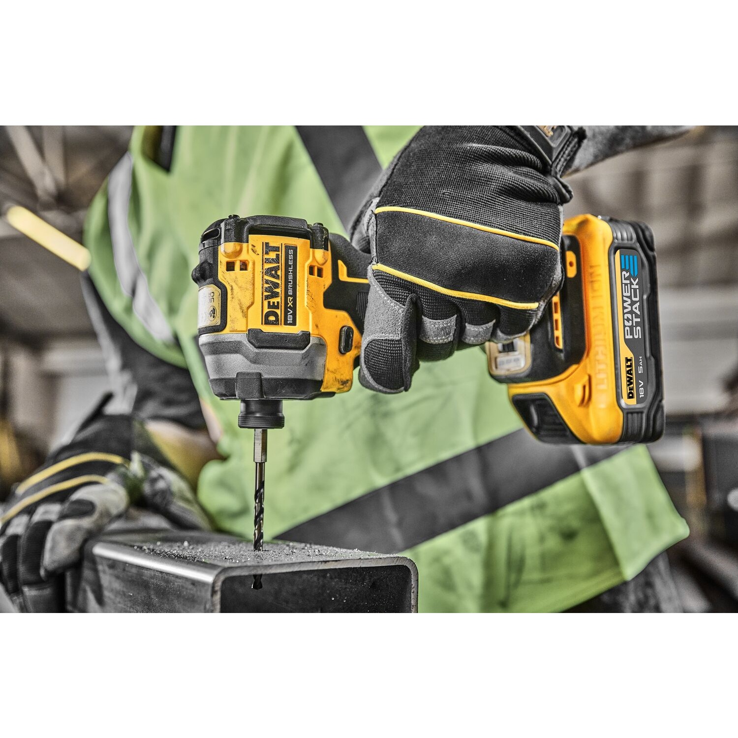 DEWALT ชุดคอมโบสว่านกระแทกและไขควงกระแทกไร้สายไร้แปรงถ่าน 20V Max DCK2050P1E1T-B1 พร้อมแบตเตอรี่ Powerstack1.7AH+แบตเตอรี่ 5AH และกล่อง TSTAK