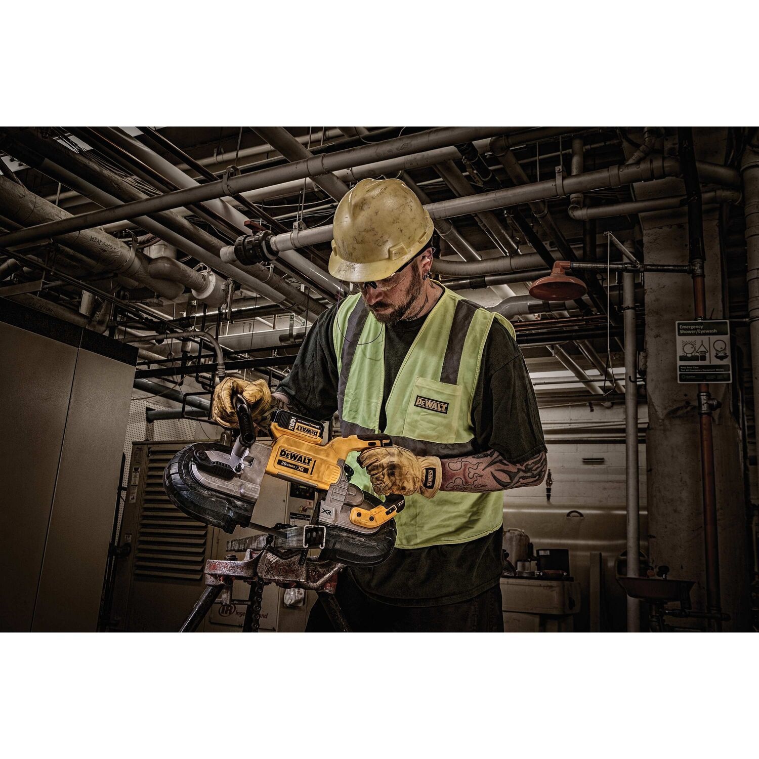 DEWALT เลื่อยสายพานไร้สายไร้แปรงถ่าน 18V(20V Max) DCS374N-KR เฉพาะตัวเครื่อง