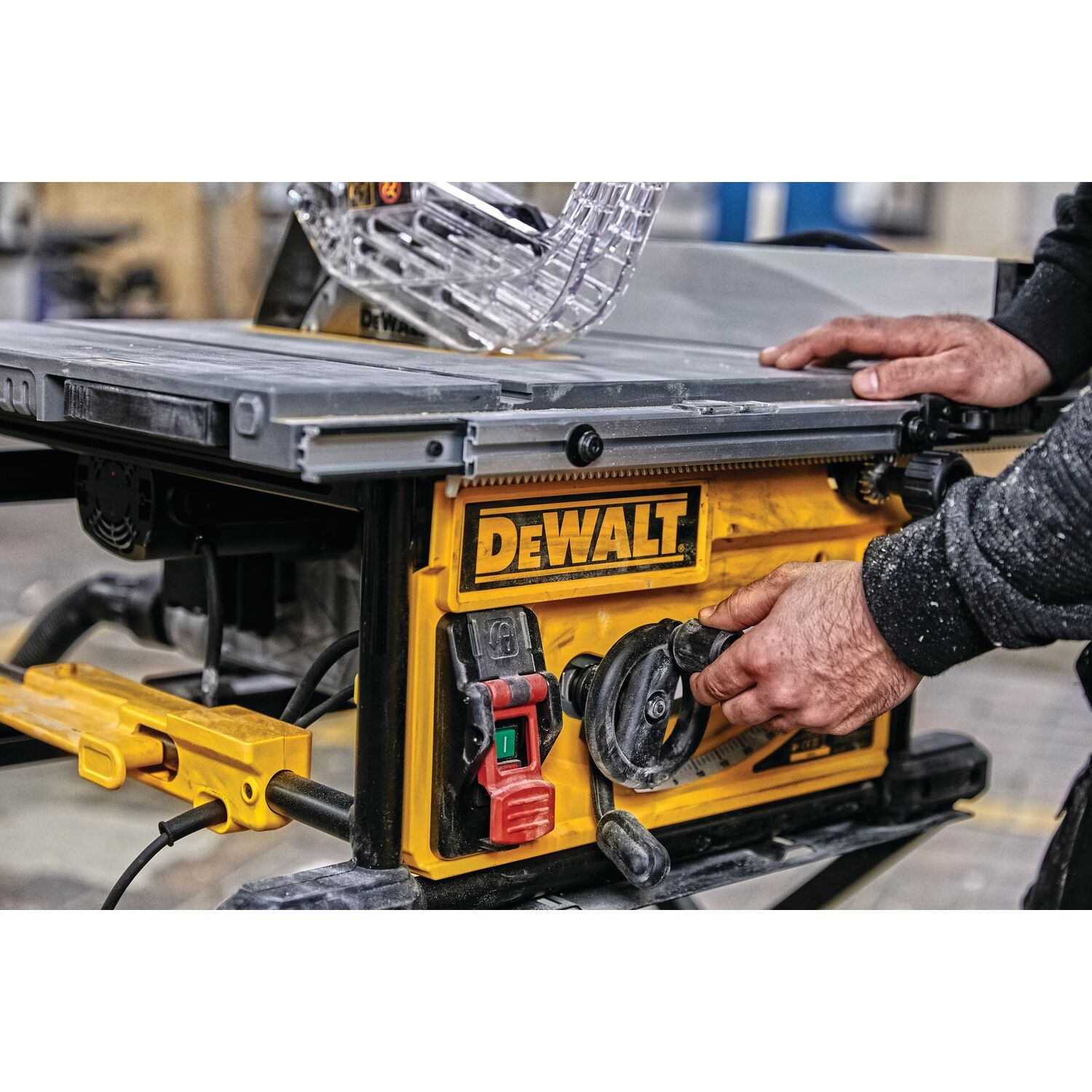 DEWALT โต๊ะเลื่อยไฟฟ้า 10 นิ้ว 254มม. 2000W DWE7492A-IN