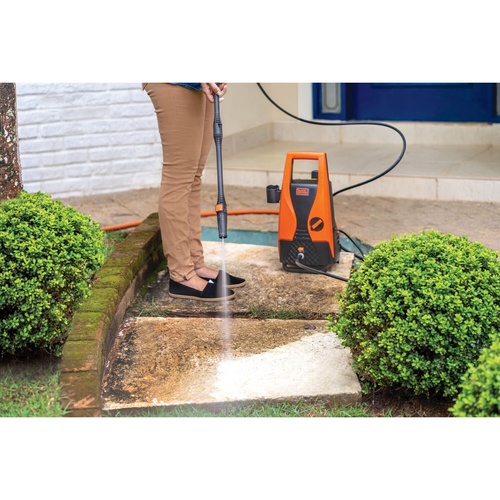 BLACK+DECKER เครื่องฉีดน้ำแรงดันสูง 100 บาร์ 1400W รุ่น PW1450TD-B1