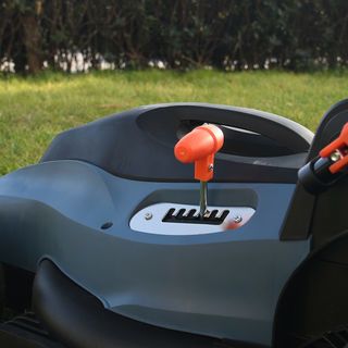 SENIX รถเข็นตัดหญ้าไฟฟ้า รุ่นLPP18-M กำลัง1800W ใบตัดขนาด16.5นิ้ว