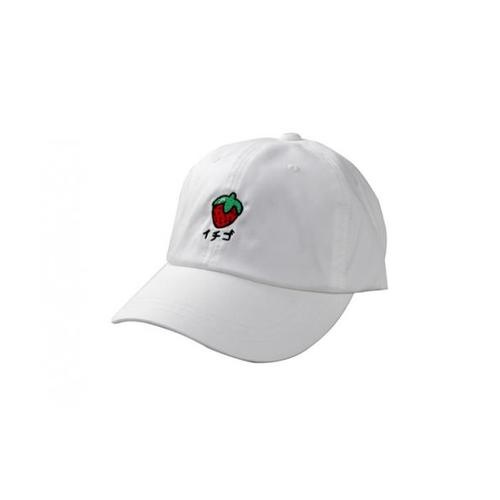 USUPSO หมวกแก๊ป Embroidered Strawberry สีขาว