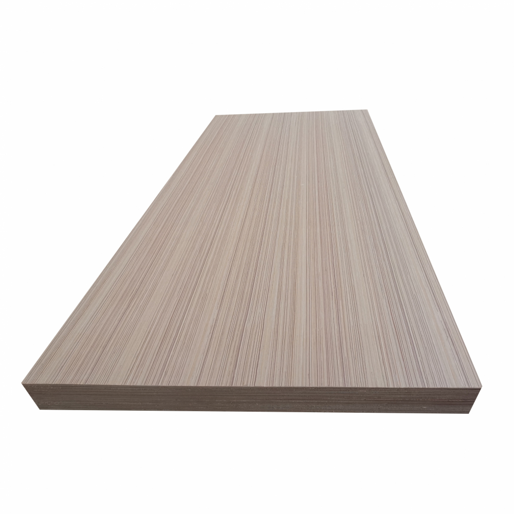 GREATWOOD ไม้อัดสัก-MDF #3 ลายอิตาลี่ 120x240ซม.