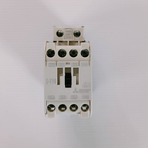 MITSUBICHI คอนแทคเตอร์ 9A รุ่น ST10-220V สีขาว